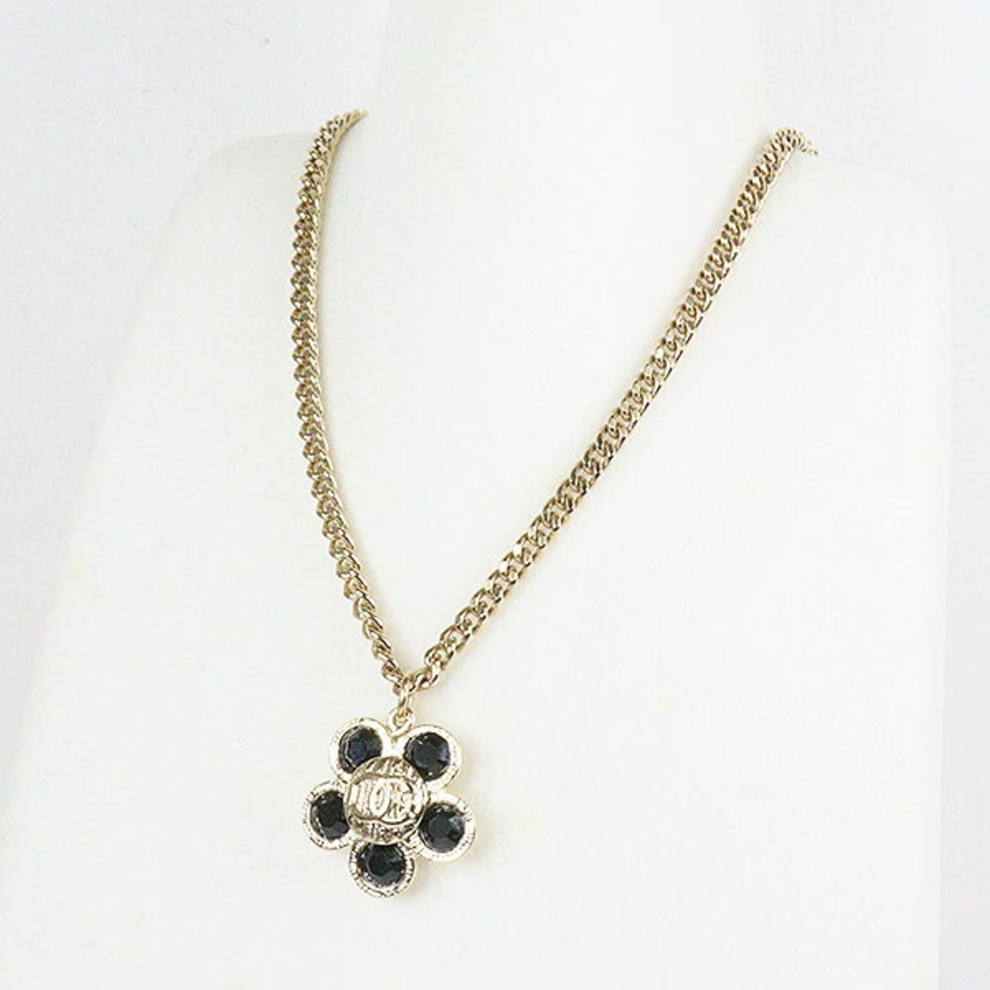 CHANEL camellia pendant necklace metal / black stone light gold 42cm 0