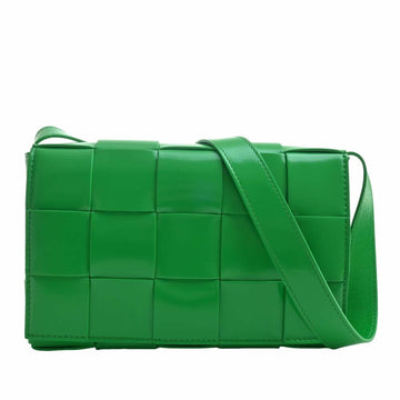 BOTTEGA VENETA Maxi Intrecciato Leather Cassette Shoulder Bag Green Women's