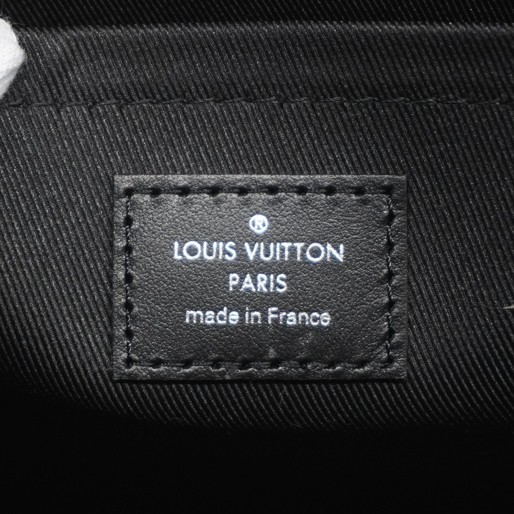 Túi đeo chéo Louis Vuitton City Keepall Bag M45936