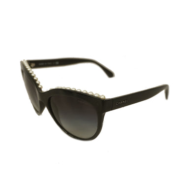 CHANELAuth  Women's Sunglasses Black silver hardware 6040-H