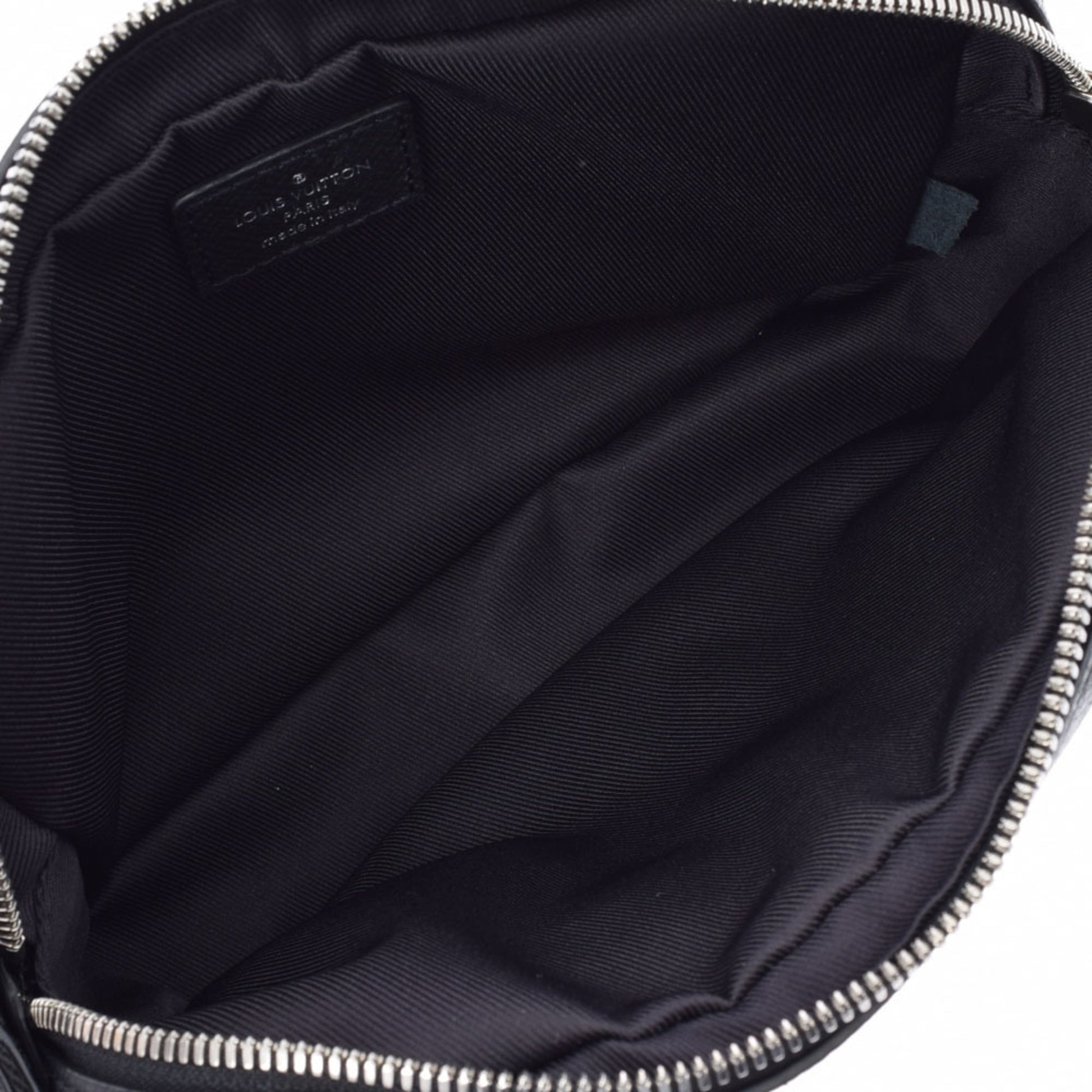 Louis Vuitton, Bags, Louis Vuittonauth Taigarama Bum Bag Outdoor M3245  Mens Fanny Packsling Bag