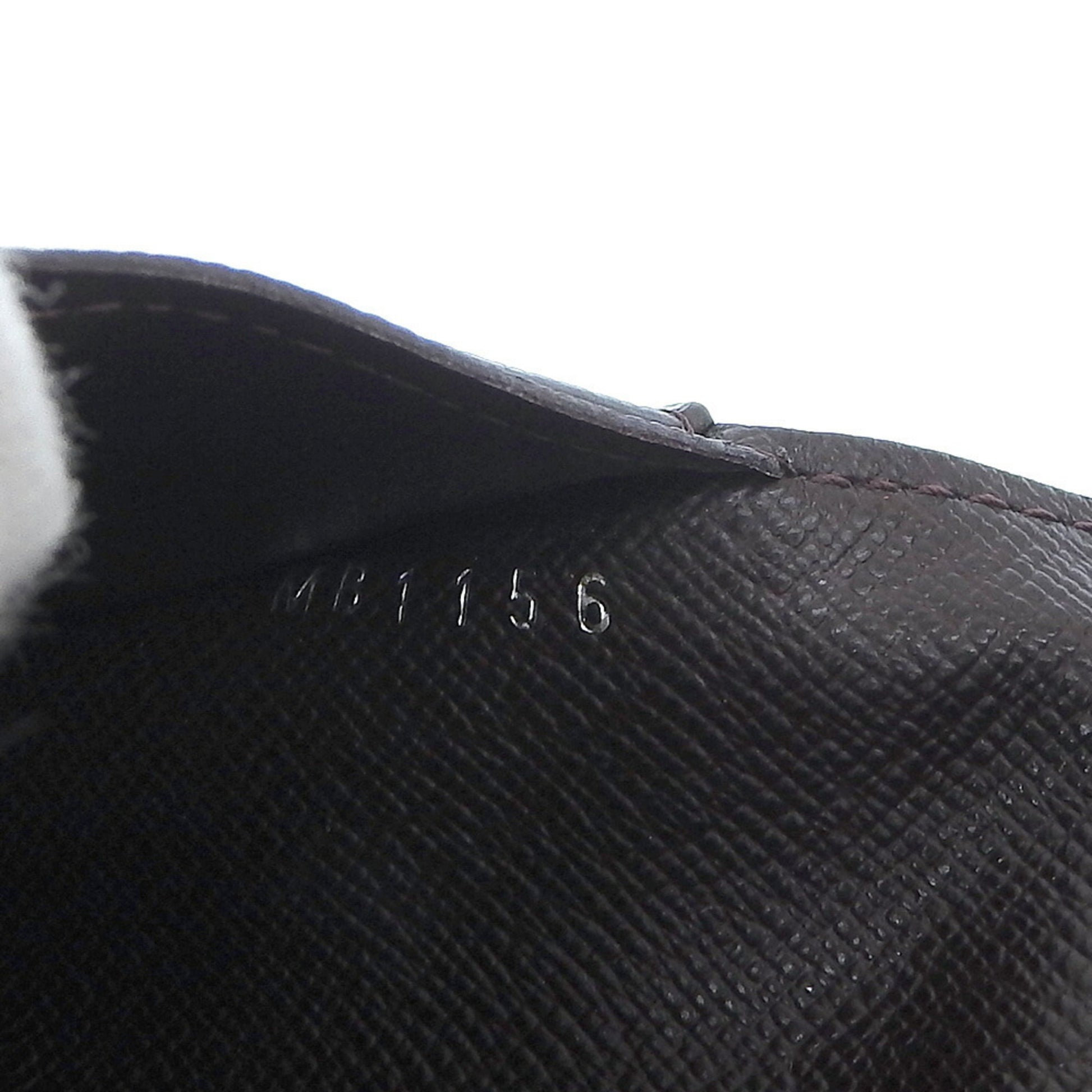 Louis Vuitton Men's Long Bill Wallet Taiga Grizzly Brown M31008