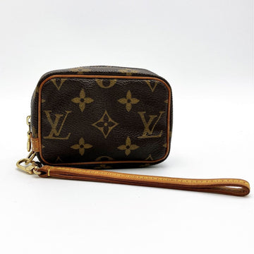 LOUIS VUITTON Truth Wapiti Monogram Pouch PVC Brown Women's Men's Fashion M58030