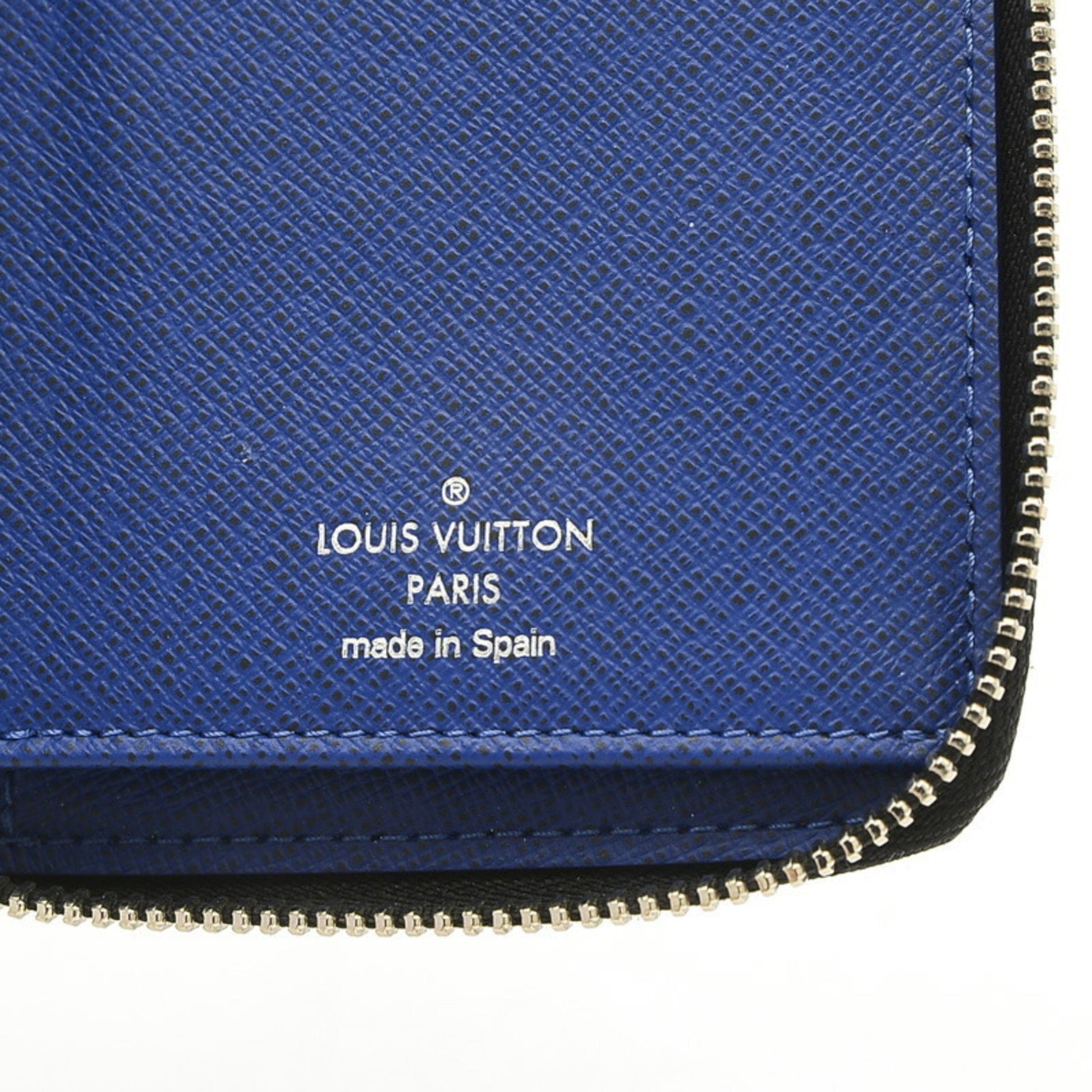 Louis Vuitton Taigarama Zippy Wallet Vertical Long Cobalt M30447