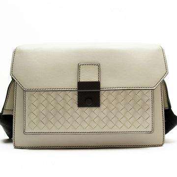 BOTTEGA VENETA diagonal shoulder bag intrecciato beige x black leather