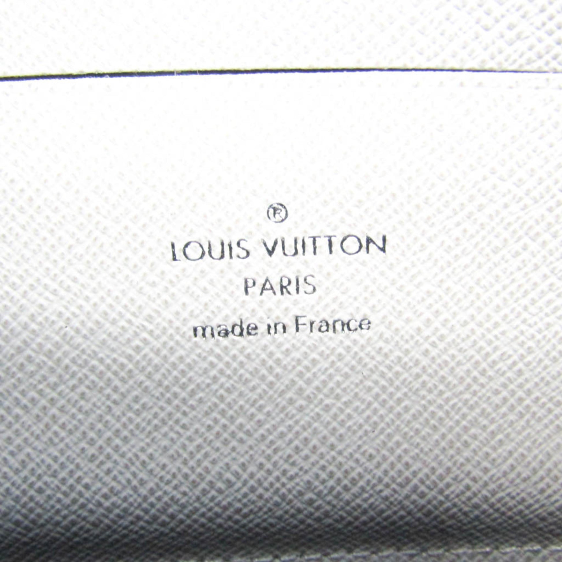 Louis Vuitton Blue Taigarama Pochette Discovery PM - Ann's