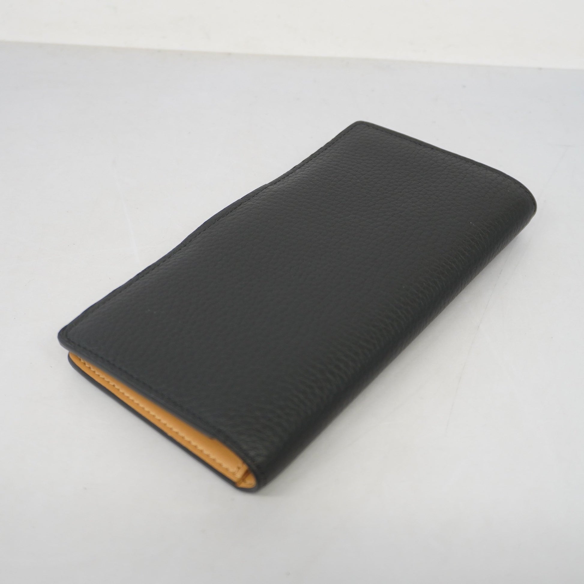Louis Vuitton Vertical Wallet M81330 Bifold Taurillon Leather