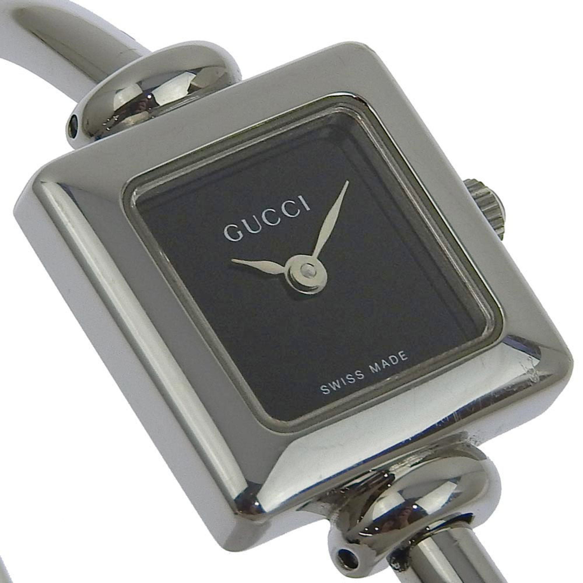 GUCCI watch 1900L stainless steel silver quartz analog display ladies