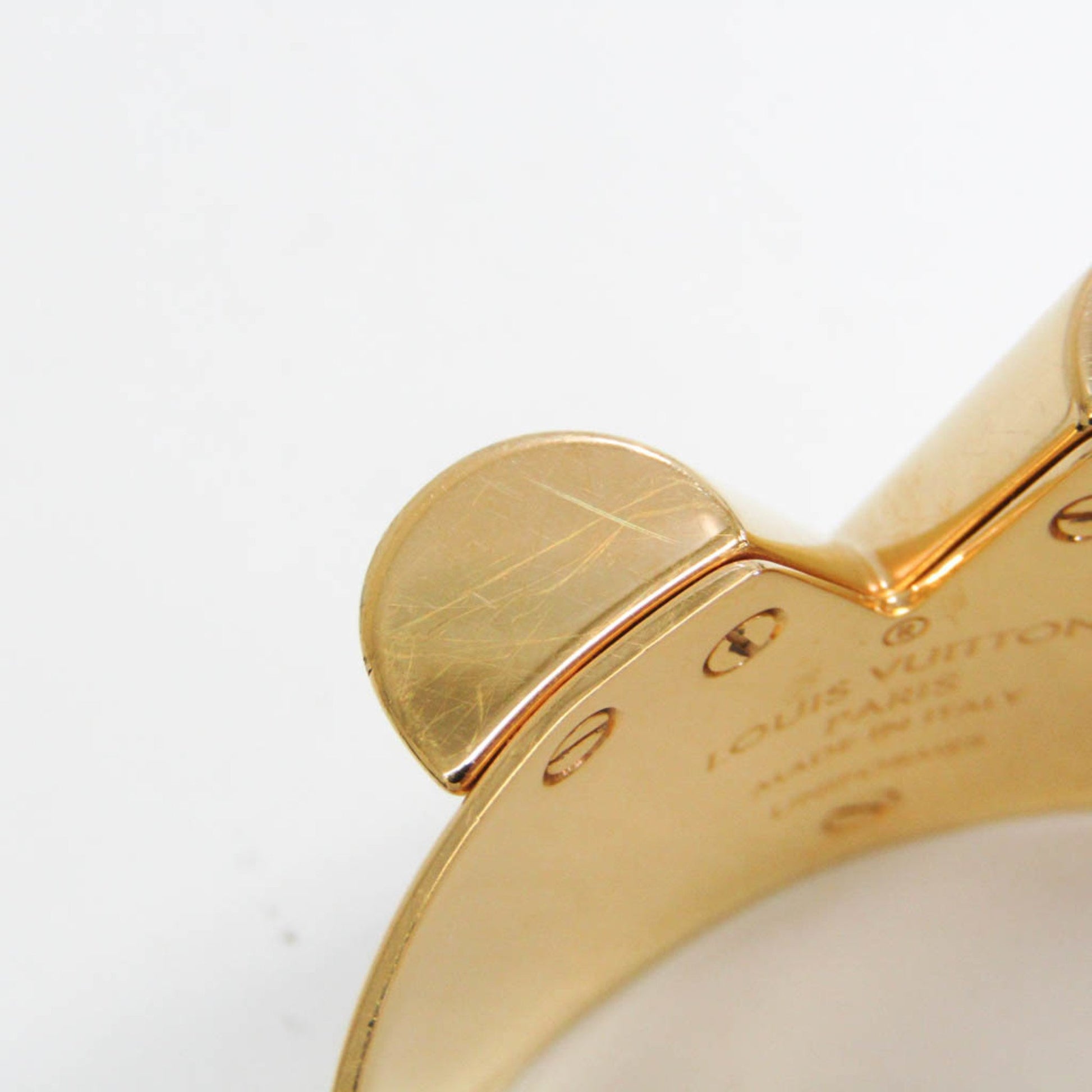 Louis Vuitton Essential V Metal Bangle Gold