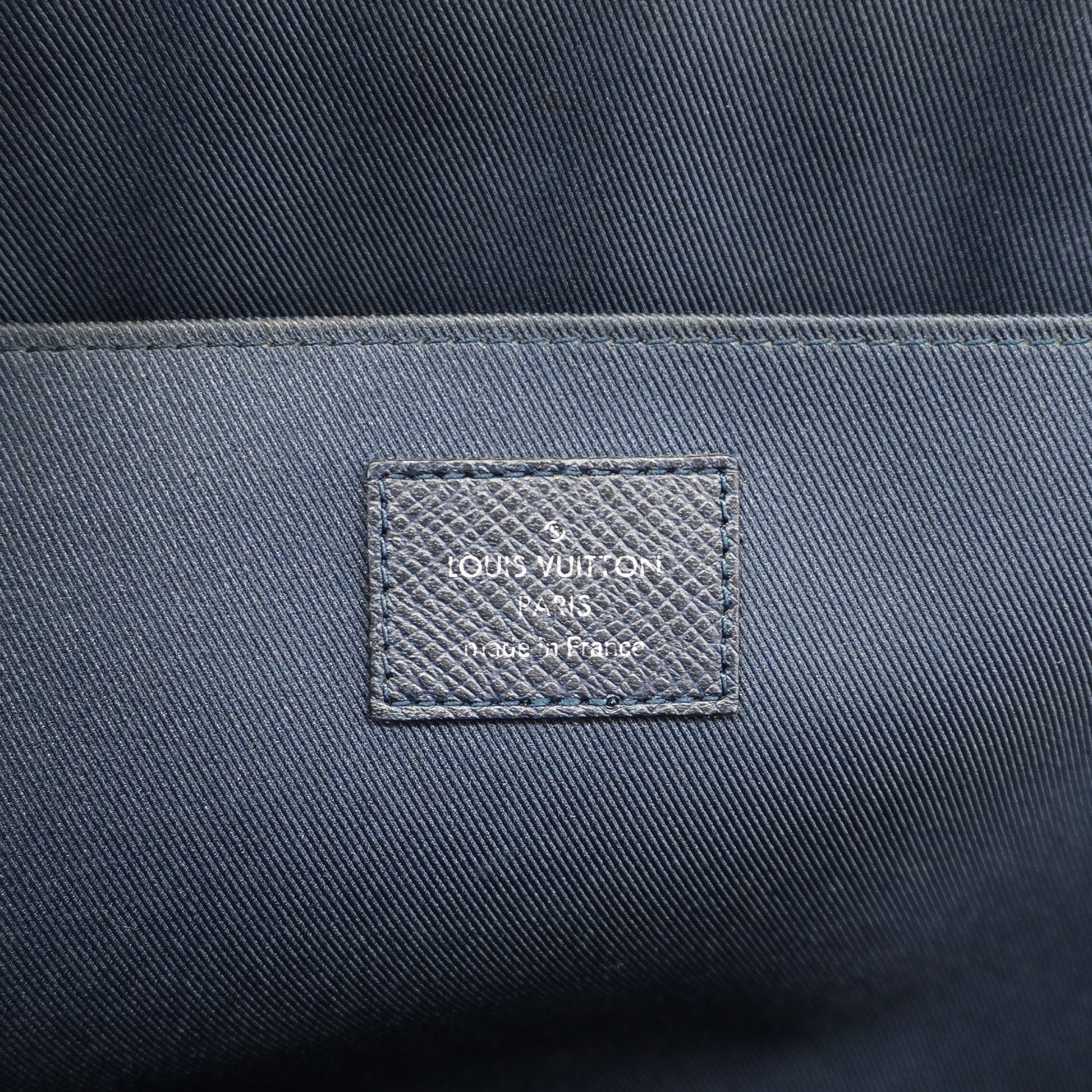 Auth Louis Vuitton Monogram Cobalt Pochette Joule GM M61679 Men's