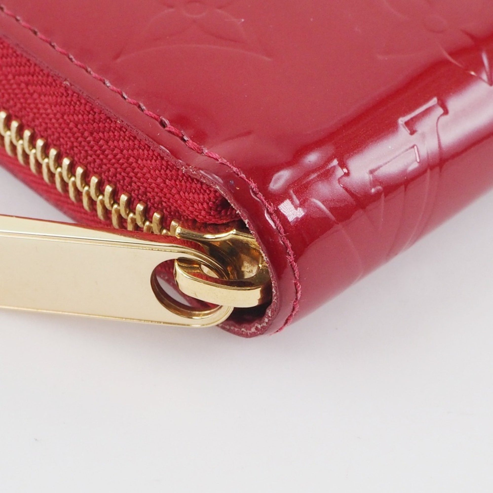 Authenticated Used Louis Vuitton Wallet Zippy Pomme d'Amour Red Long Round  Zipper Women's Monogram Vernis M91981 LOUISVUITTON