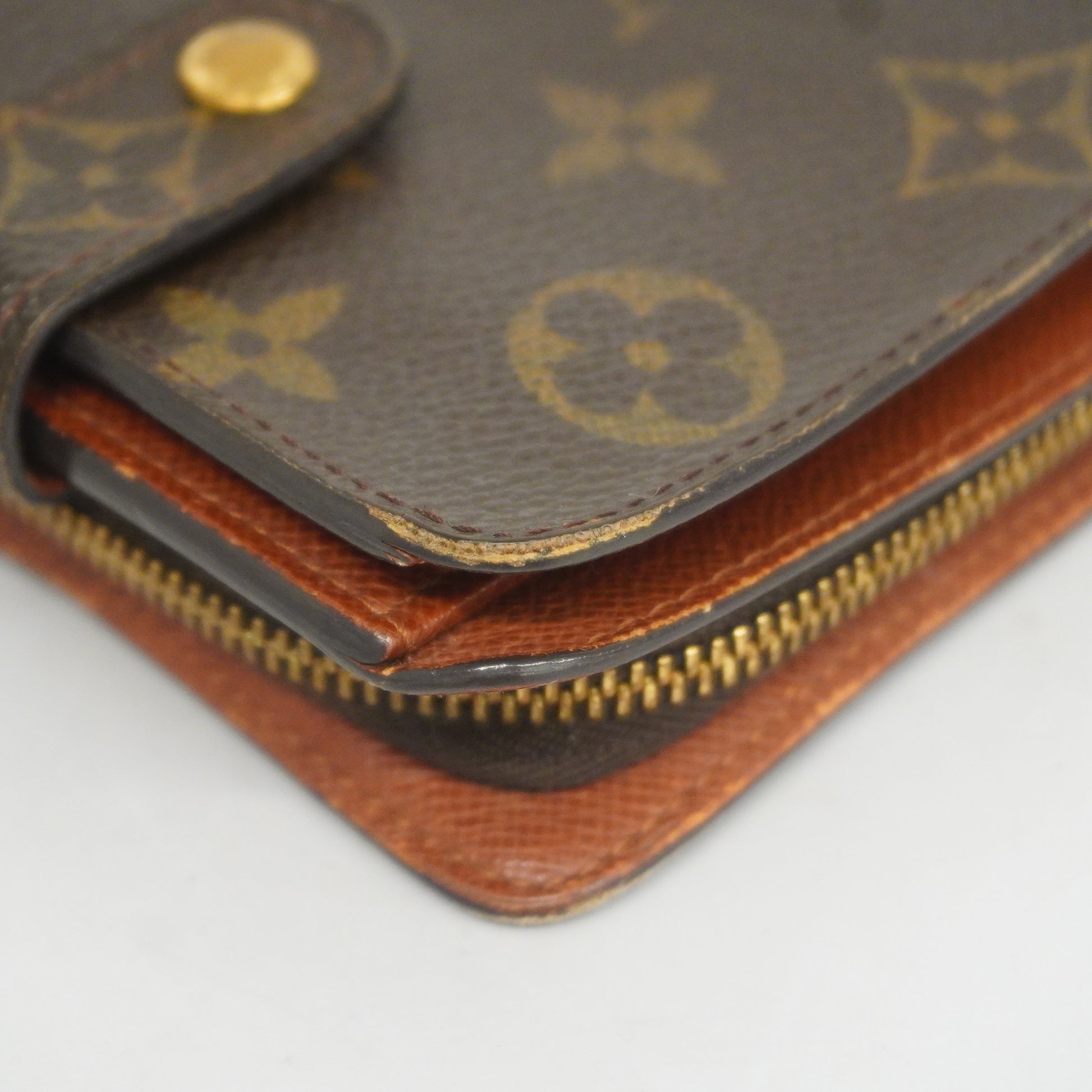 Louis Vuitton Compact Zip M61667 Brown Monogram Wallet 11501