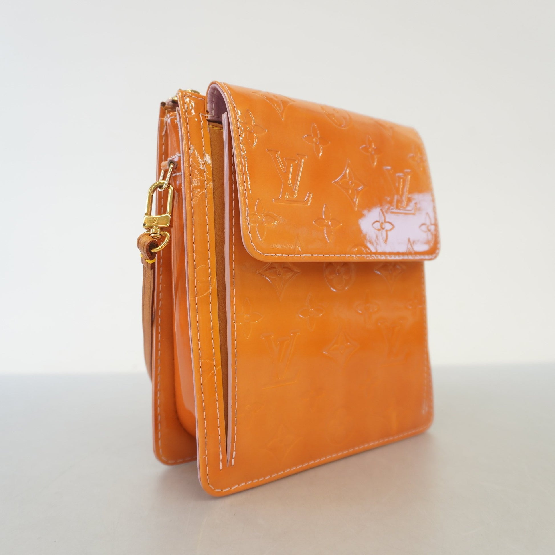 LOUIS VUITTON M91034 Monogram Vernis Mott Shoulder Bag Orange Used