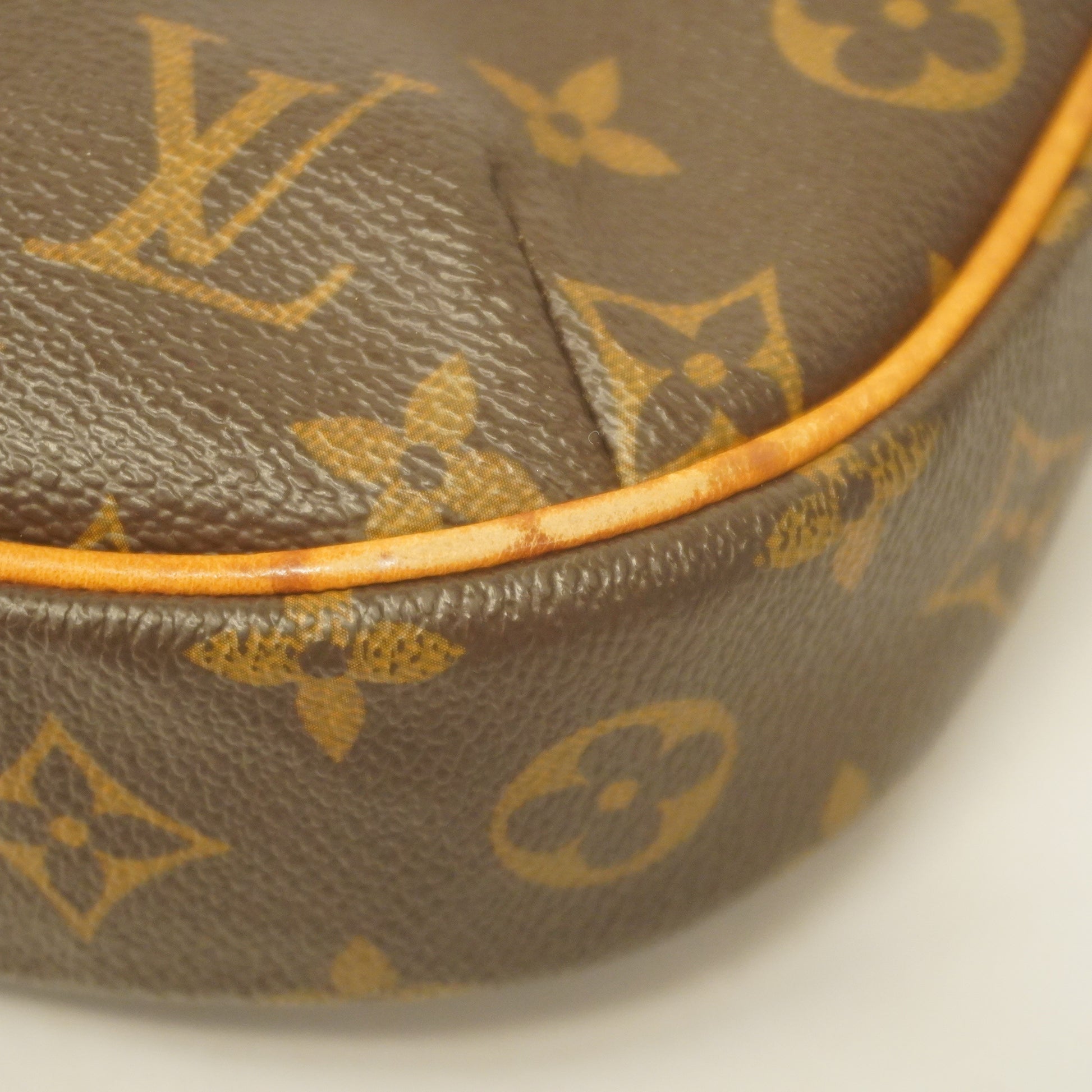 Louis Vuitton - Pochette croissant Shoulder bag - Catawiki
