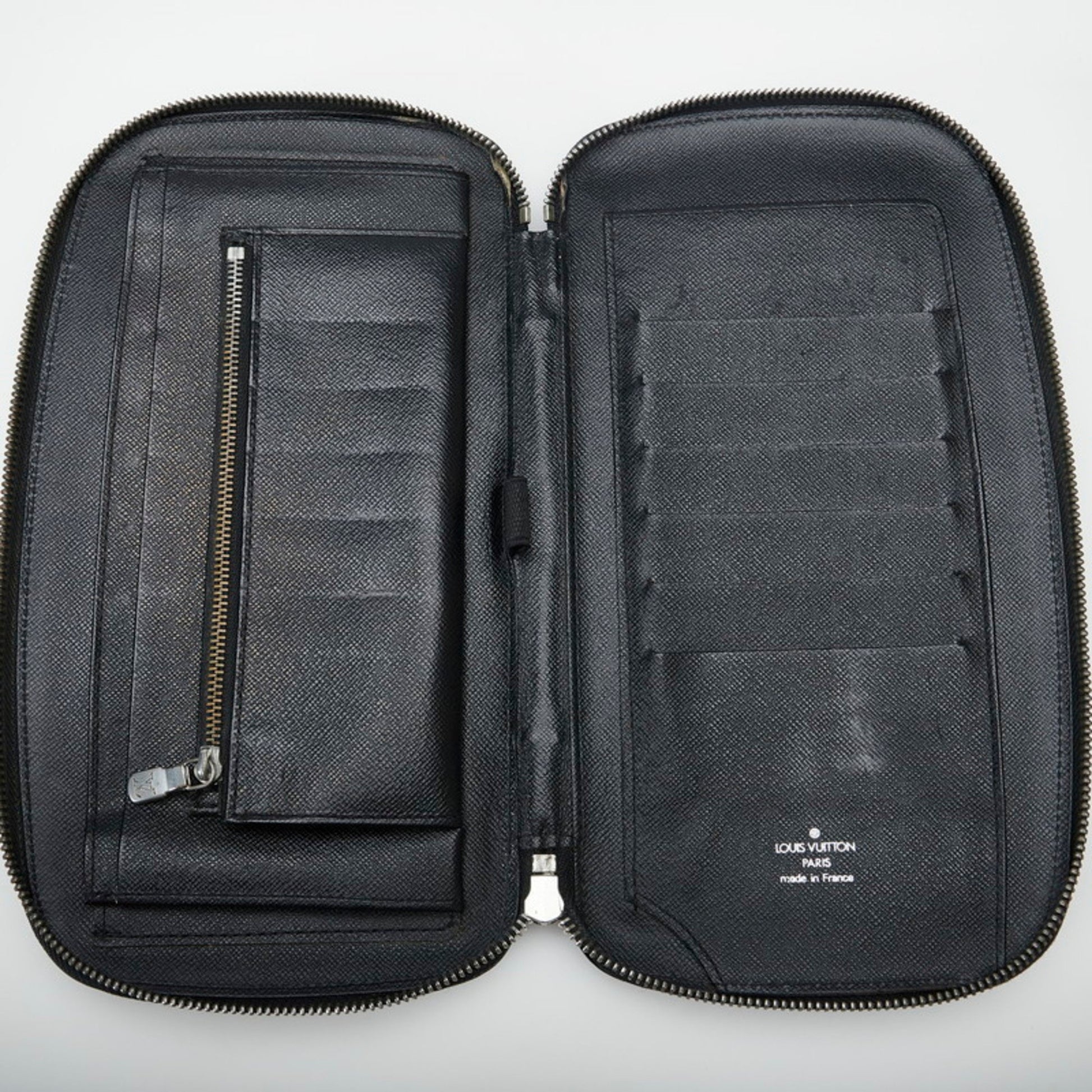LOUIS VUITTON Clutch bag M30652 Organizer Atoll Travel case Taiga