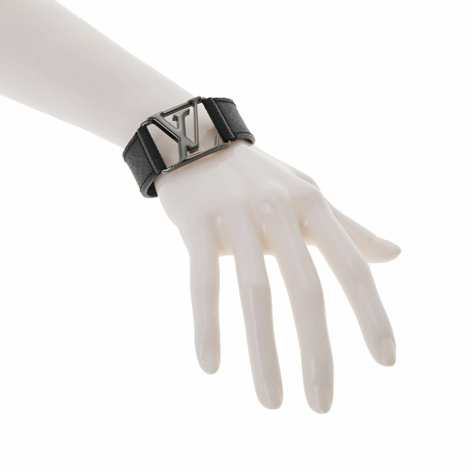 Shop Louis Vuitton Hockenheim bracelet (M6295E) by SolidConnection