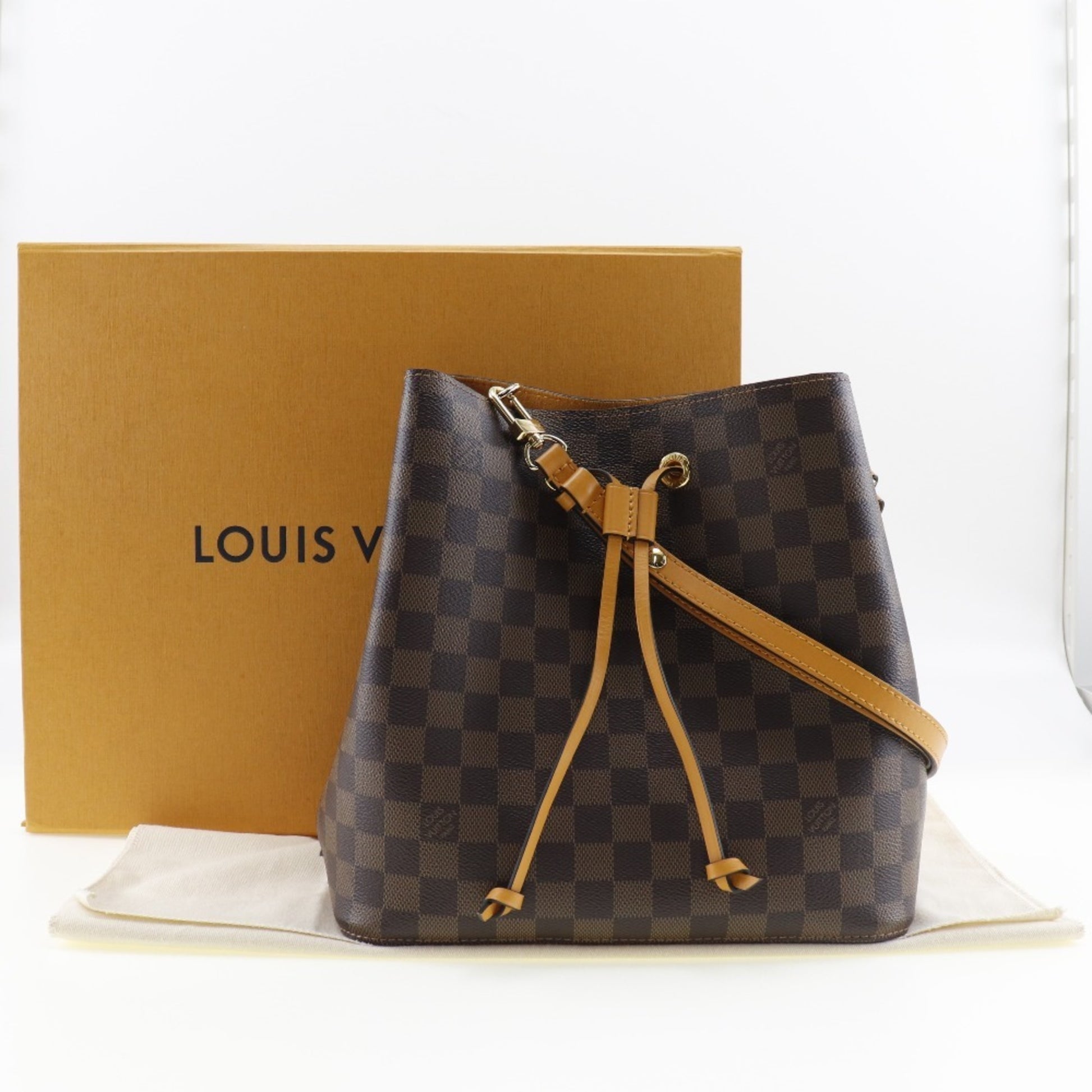 Louis Vuitton Venus Damier Canvas NeoNoe Bag