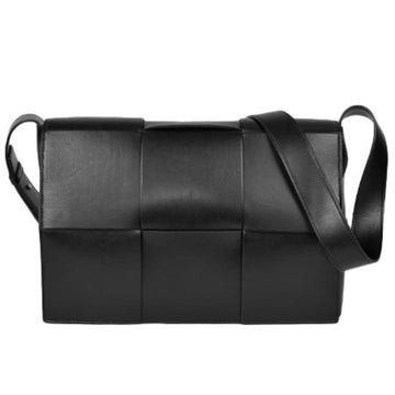 Bottega Veneta Maxi Intrecciato Crossbody Cassette Bag Shoulder Black Leather