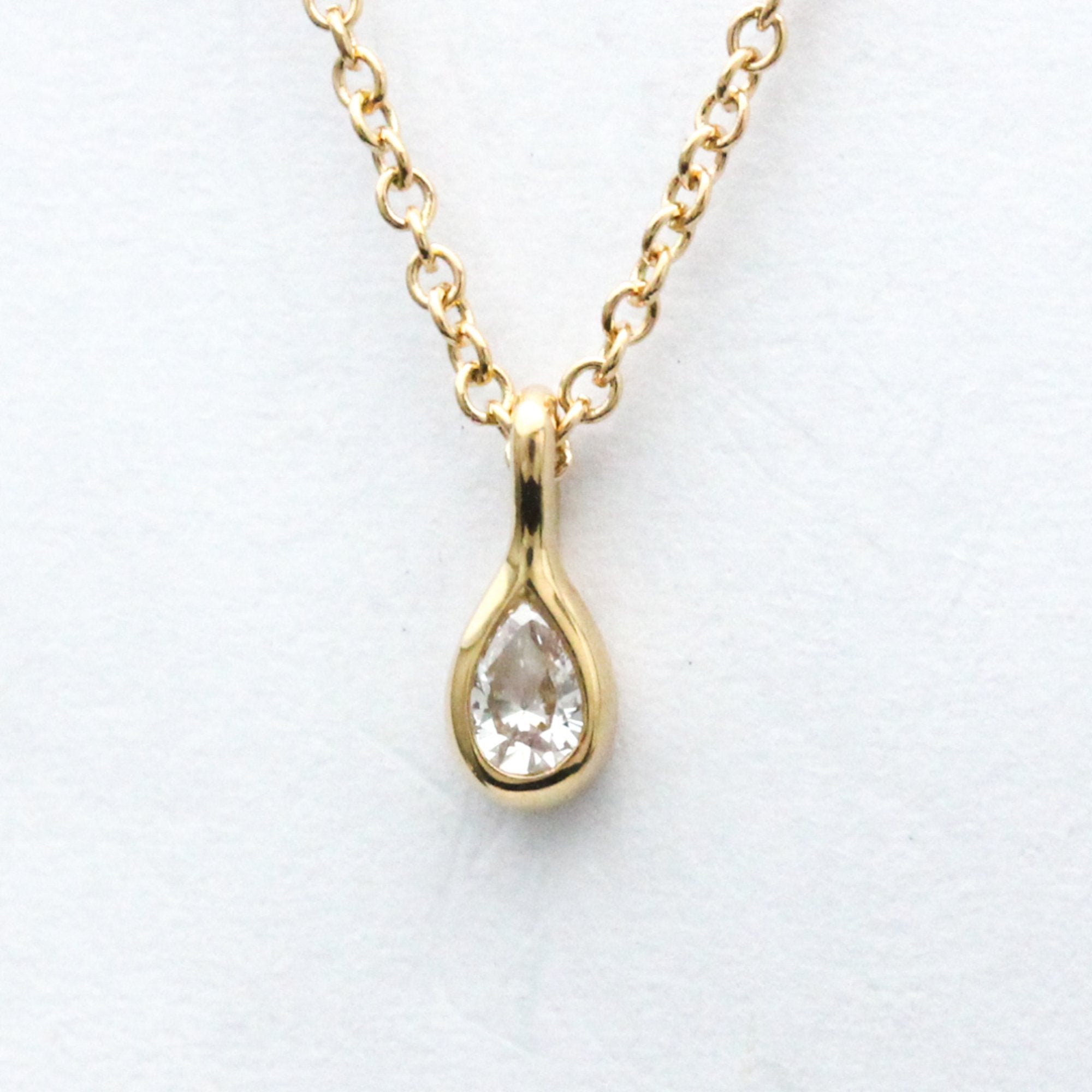 Pear diamond store necklace tiffany