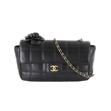 Chanel chocolate bar Camellia chain shoulder bag black leather A16780 Vintage Chocolate Bag