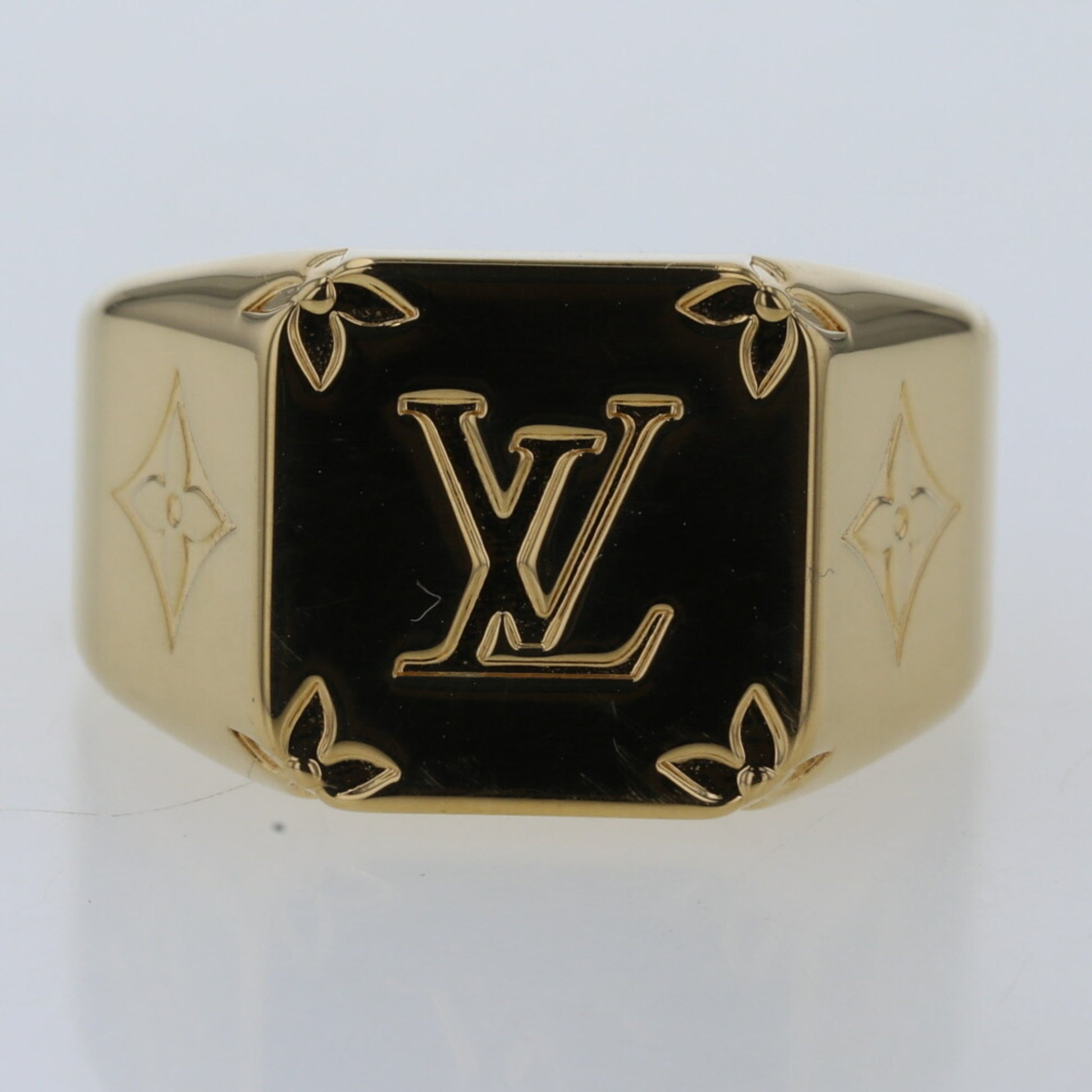 Louis Vuitton Monogram Signet Ring – VintageMeetsHype