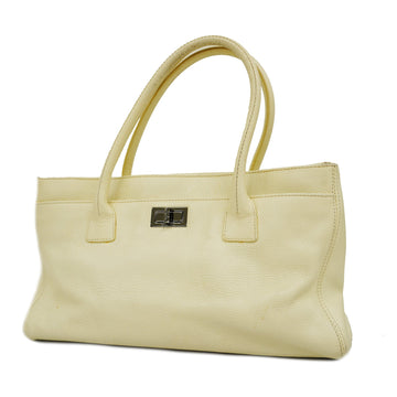 CHANELAuth  2.55 2.55/ Matelasse Tote Bag Women's Leather Tote Bag Ivory
