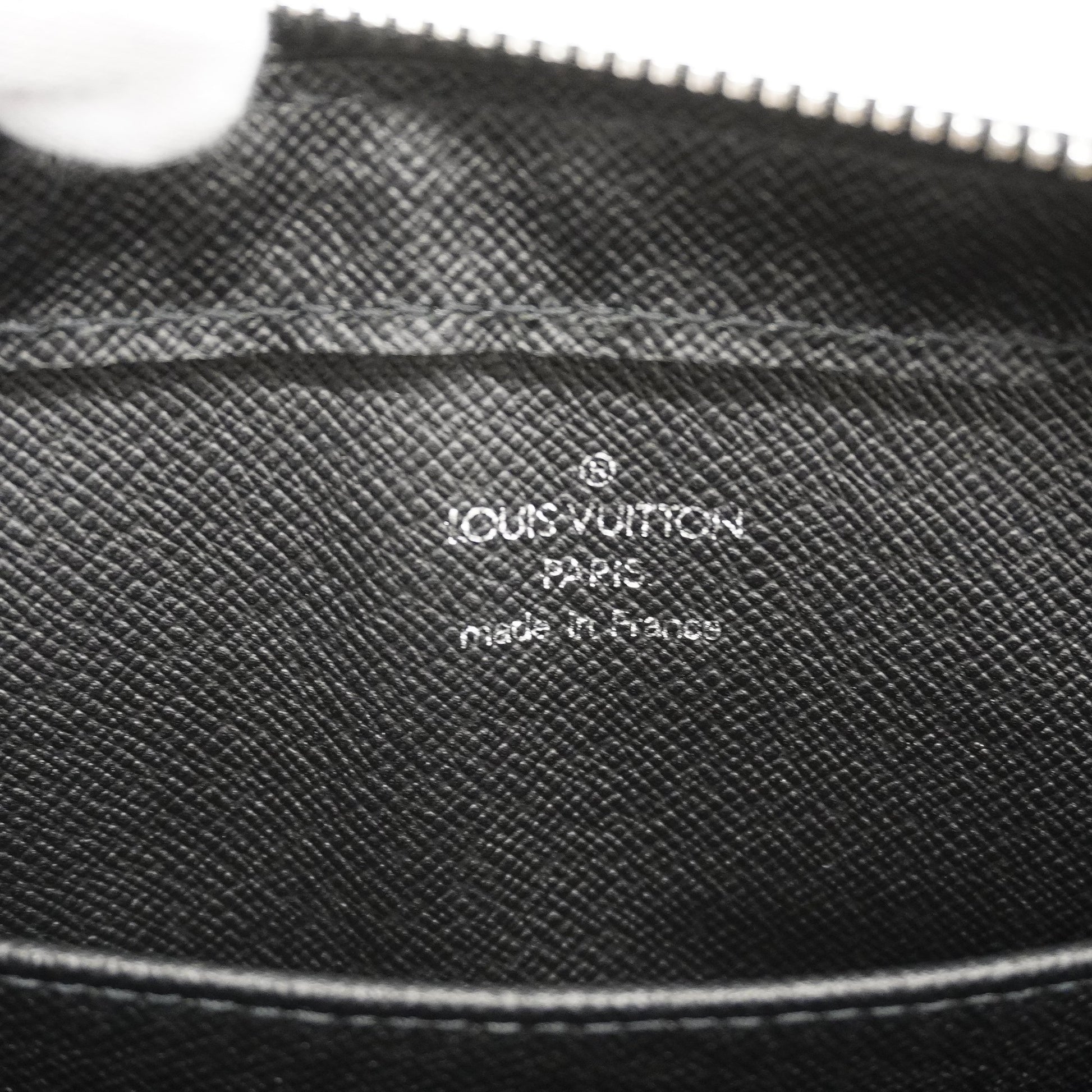 Louis Vuitton Taiga Baikal M30182 Men's Clutch Bag Ardoise | eLADY Globazone