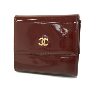 CHANELAuth  Tri-fold Wallet Gold Metal Fittings Women's Patent Leather Wallet [tri-fold] Bordeaux