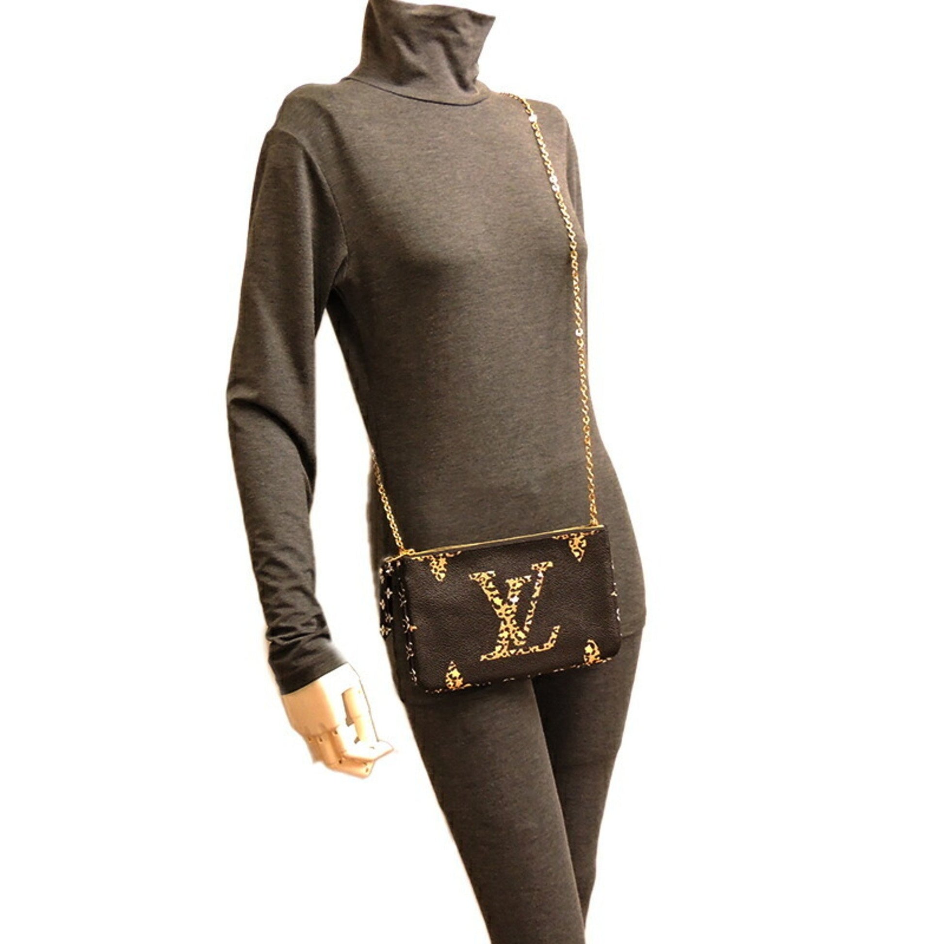 Louis Vuitton  Monogram Giant Jungle Pochette Double Zip Black