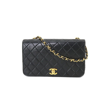 CHANEL matelasse chain shoulder bag leather black gold metal fittings vintage Matelasse Bag