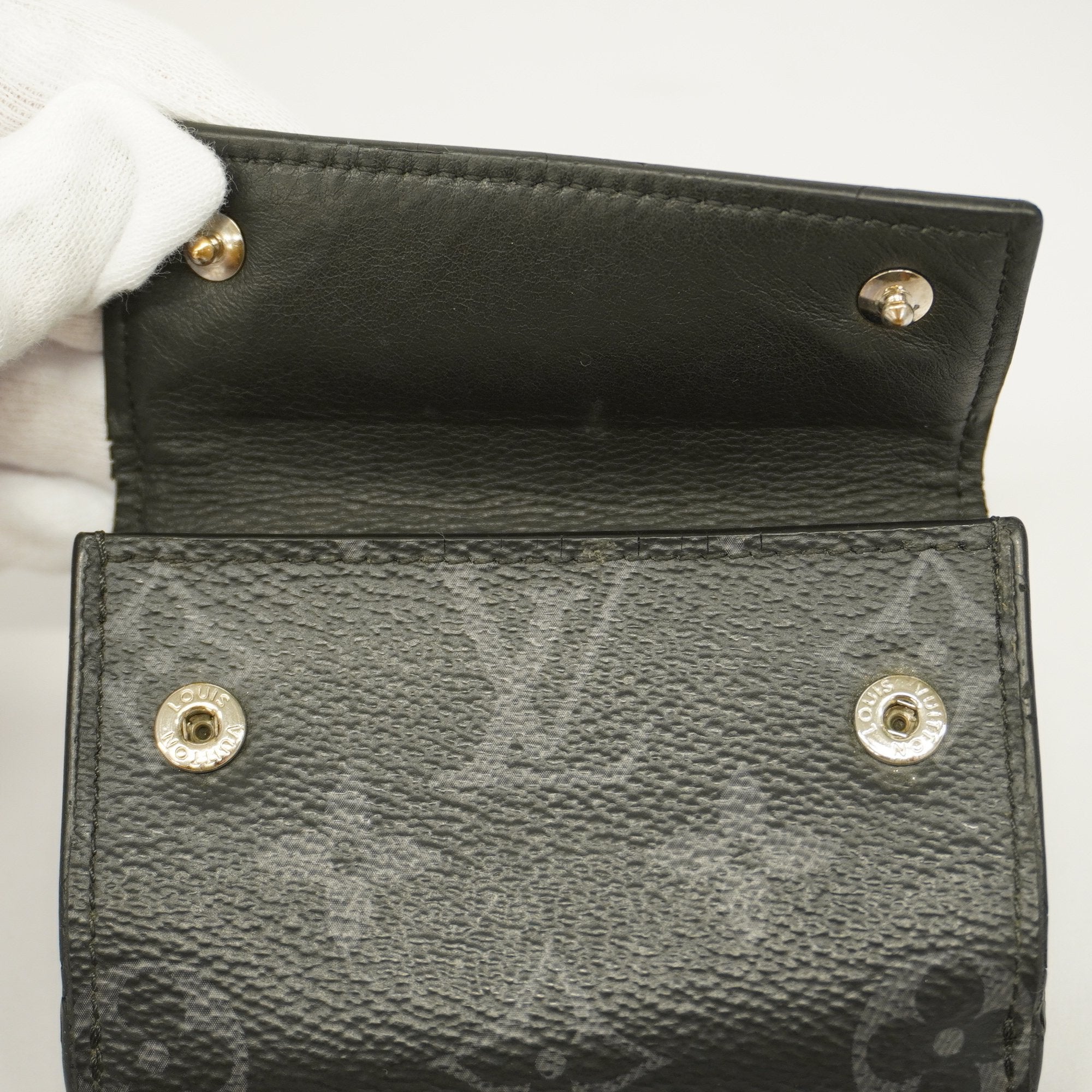 Louis Vuitton Monogram Eclipse Discovery Tri-Fold Compact Wallet