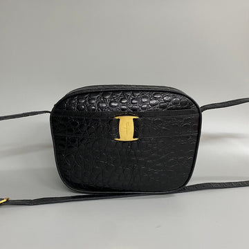 SALVATORE FERRAGAMO Vara Ribbon Hardware Leather Genuine Mini Shoulder Bag Pochette Black