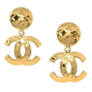 CHANEL★ Quilted CC Dangle Earrings Clip-On Gold Medium 94P 56398