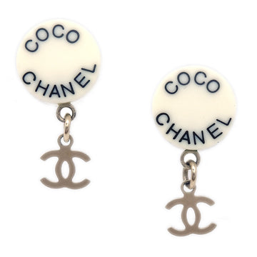 CHANEL Dangle Piercing Earrings 07P White 78333