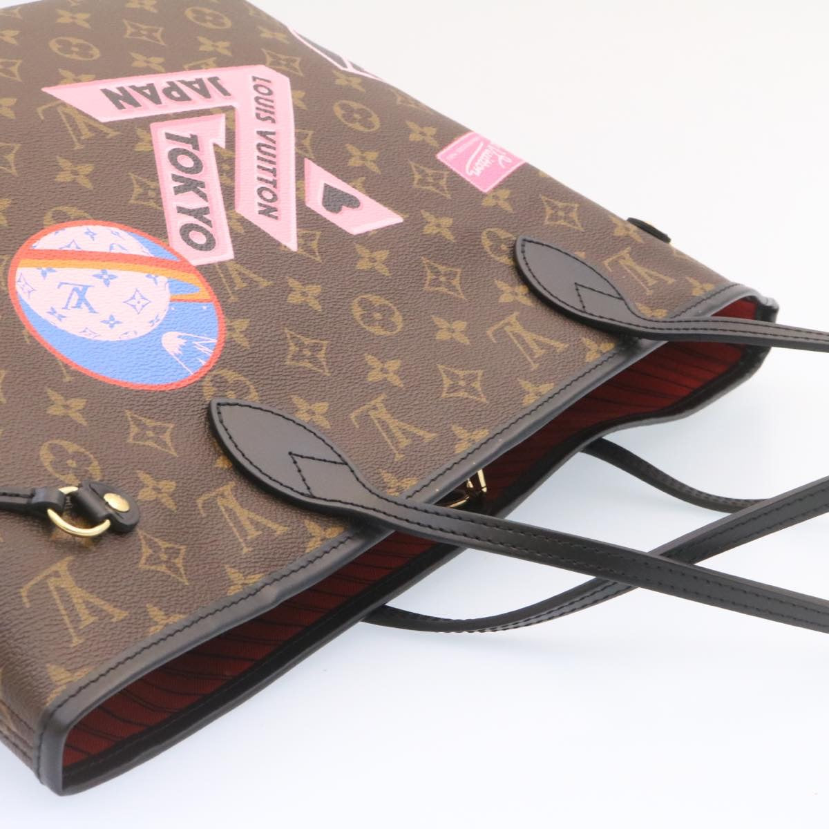 Neverfull world online tour