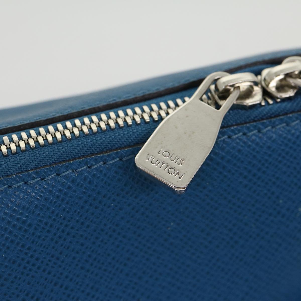 Louis Vuitton, Bags, Louis Vuitton Taiga Grigori Shoulder Bag Blue M3235  Lv Auth 3046