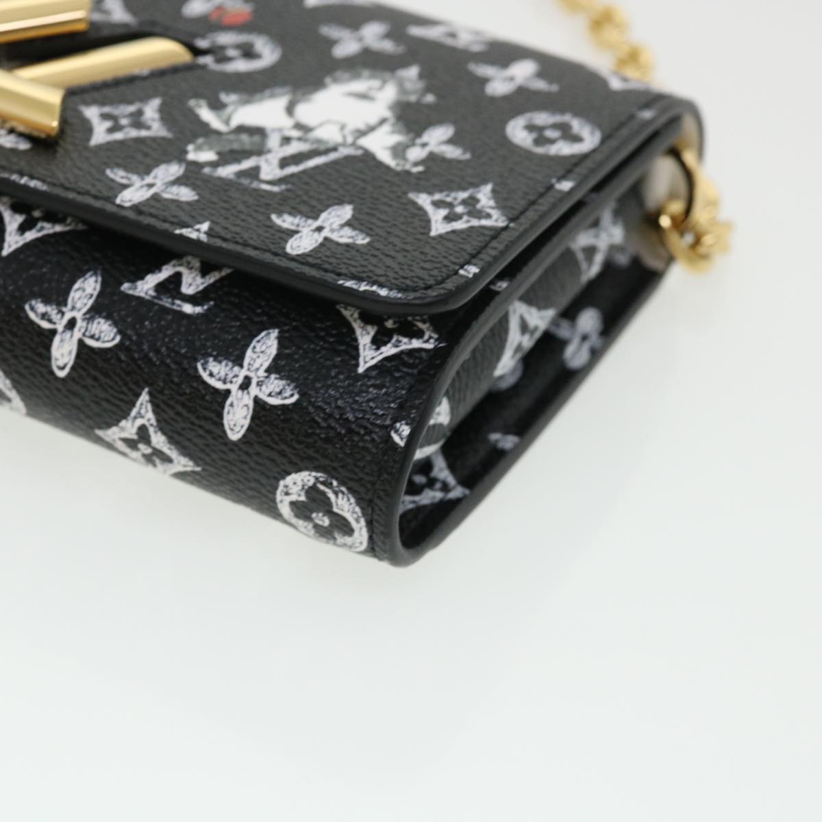 LOUIS VUITTON Monogram Cat Portefeuille Twist Chain Wallet M63888 Auth