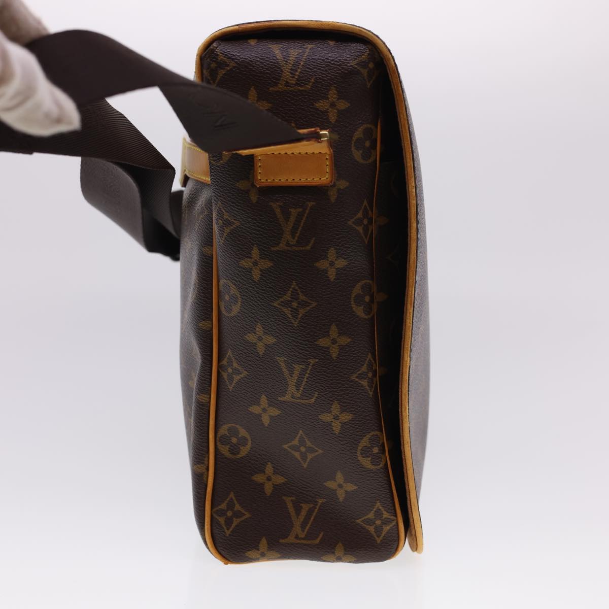 Louis Vuitton Monogram Canvas Abbesses Messenger Bag