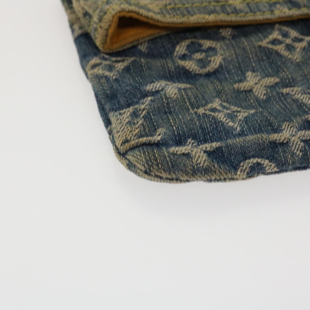 Louis-Vuitton-Monogram-Denim-Pochette-Plat-Clutch-Bag-M95007 – dct