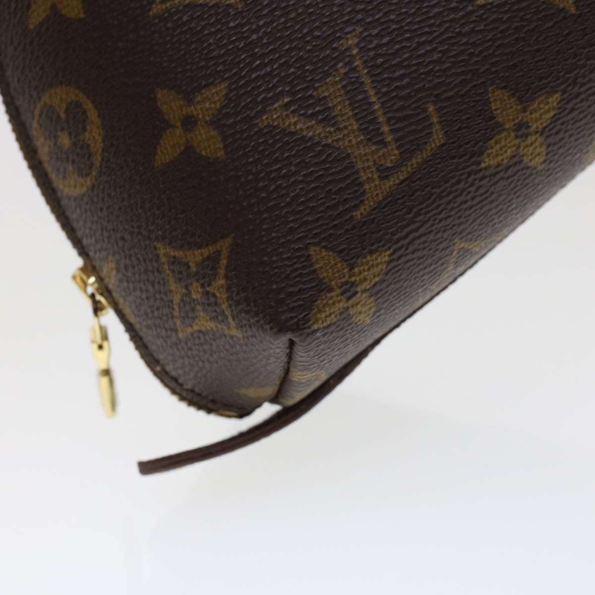 Louis Vuitton Monogram Trousse Demi Ronde M47520 Brown.