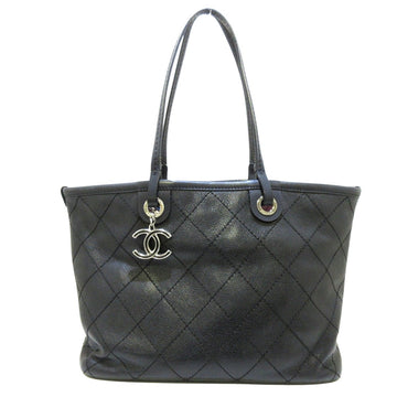 Chanel On the road Tote
