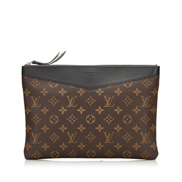 Louis Vuitton Monogram Daily Clutch Bag