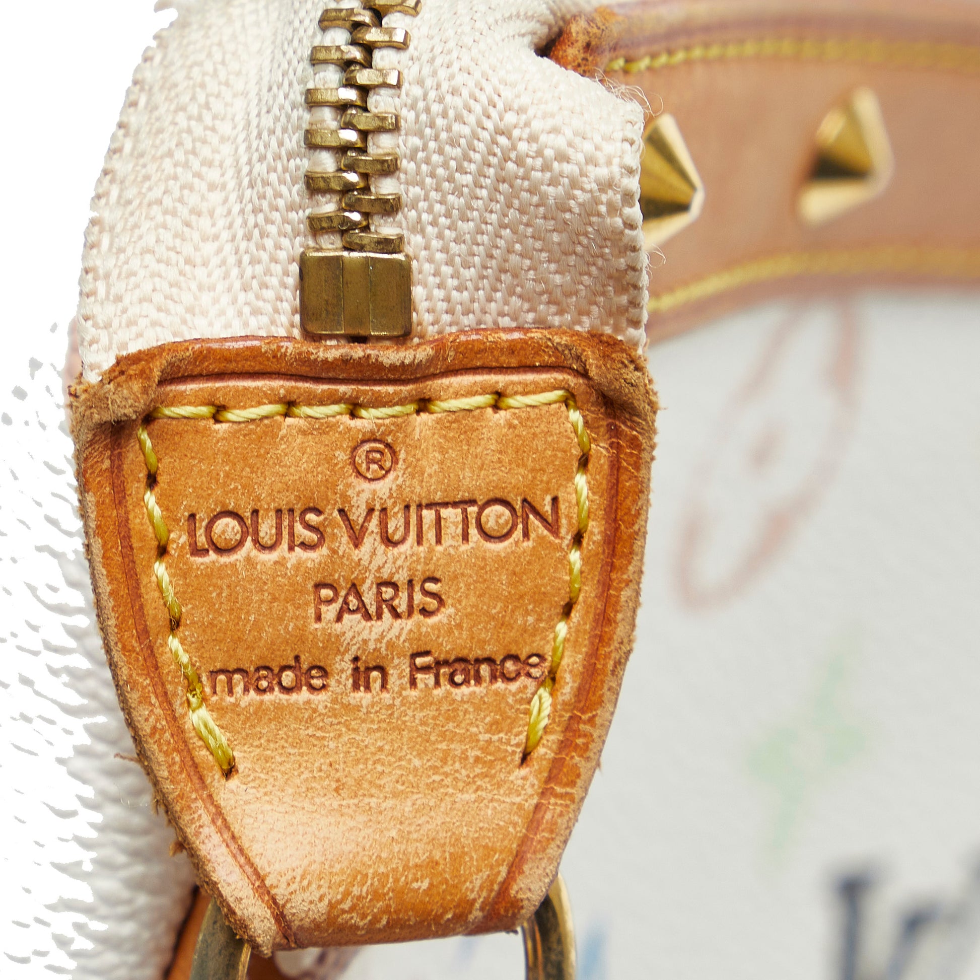 White Louis Vuitton Monogram Multicolore Pochette Accessoires Baguette –  AmaflightschoolShops Revival