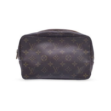 LOUIS VUITTON Vintage Monogram Canvas Trousse Toiletry 23 Cosmetic Bag