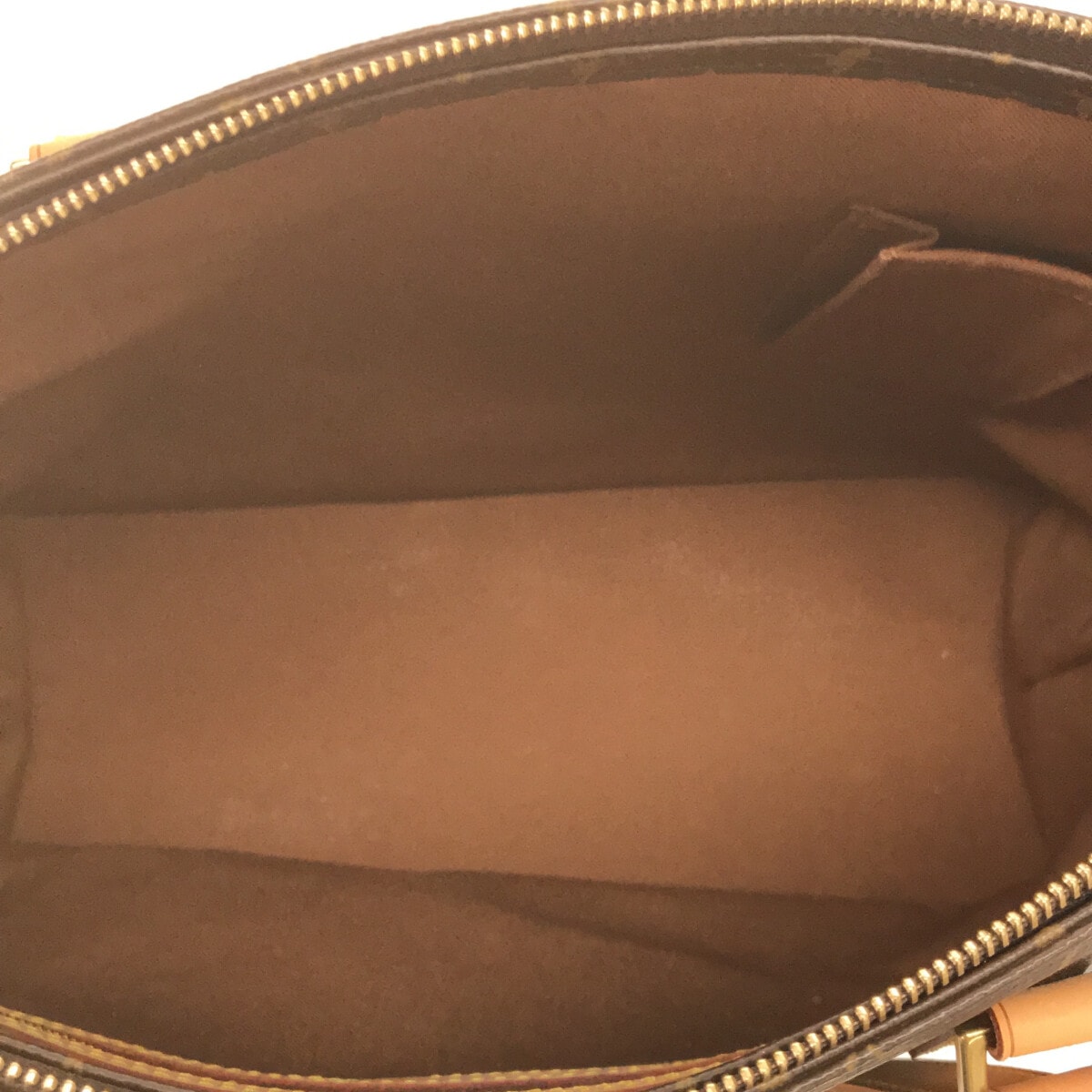 Mezzo velvet handbag Louis Vuitton Blue in Velvet - 26170466