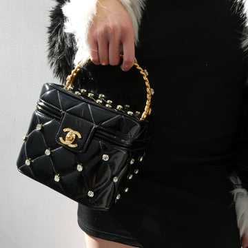 CHANEL 1995 Crystal Vanity Handbag Black Patent Leather 84407