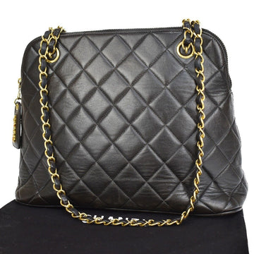 CHANEL Matelasse Shoulder Bag