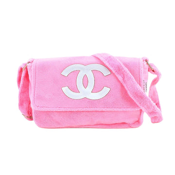 CHANEL Logo CC Shoulder Bag