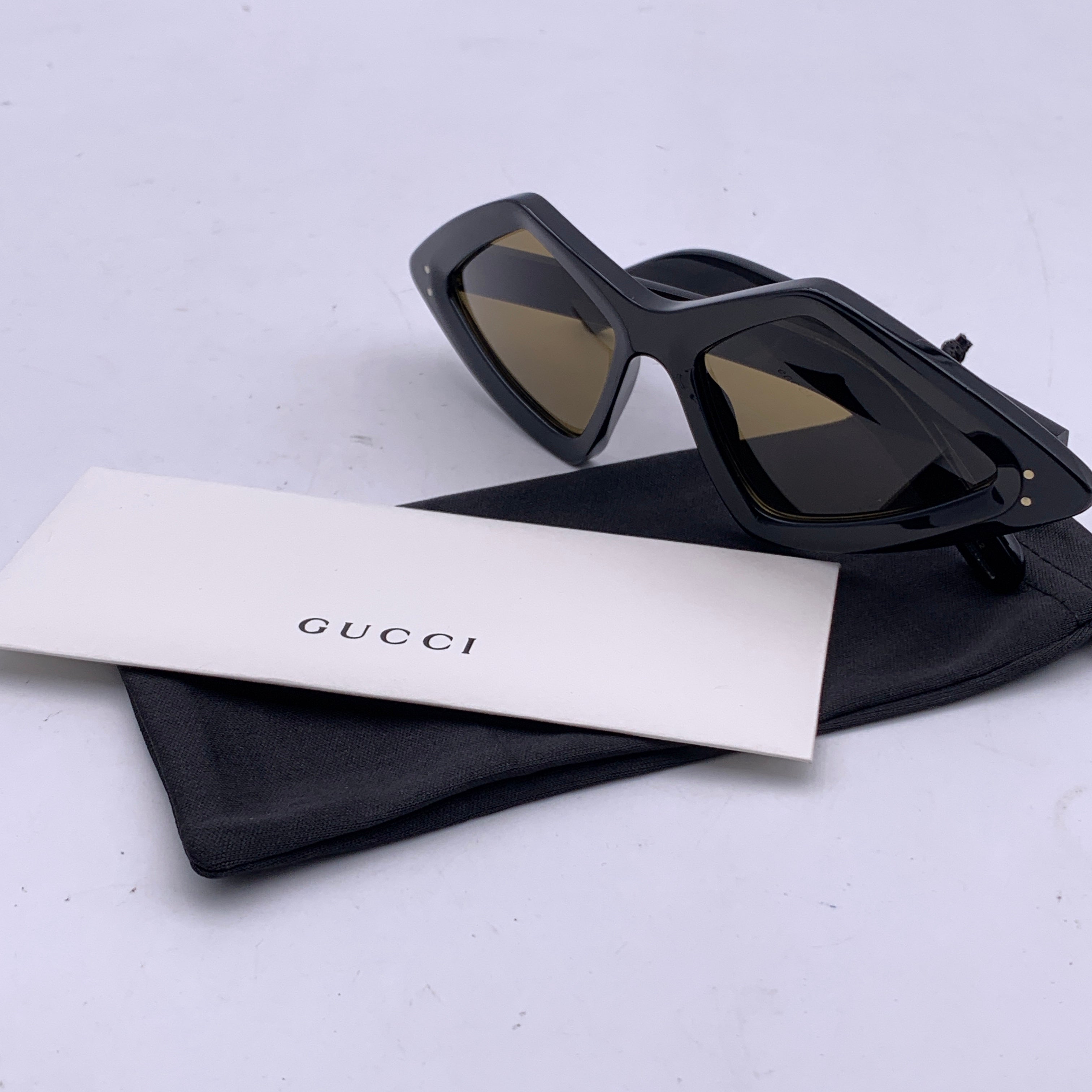 Gucci diamond hotsell frame sunglasses