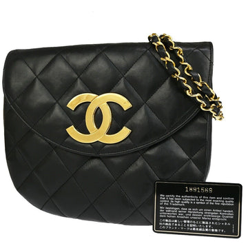 CHANEL Matelasse Shoulder Bag